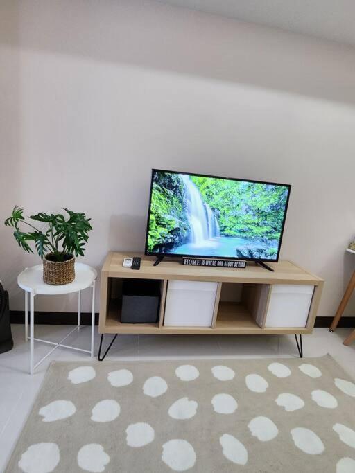 Cosy Executive 1 Bedroom Uptown Parksuites Ultra Fast Internet マニラ市 エクステリア 写真