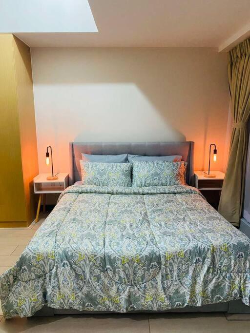 Cosy Executive 1 Bedroom Uptown Parksuites Ultra Fast Internet マニラ市 エクステリア 写真
