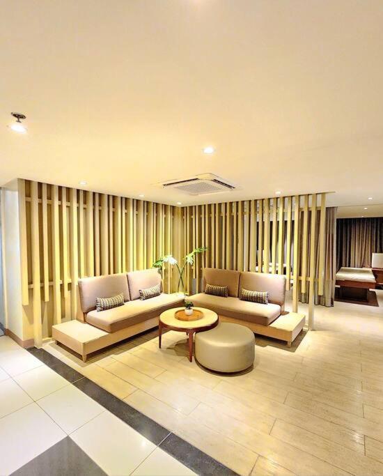 Cosy Executive 1 Bedroom Uptown Parksuites Ultra Fast Internet マニラ市 エクステリア 写真